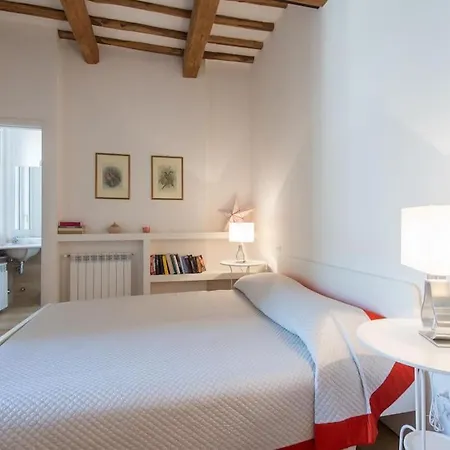 Apartment Trevi Fountain Luxury Rom
